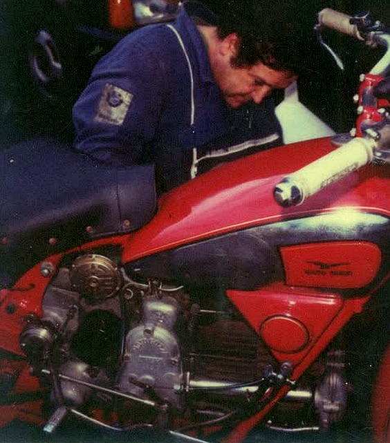 Bruno Bronzi al lavoro